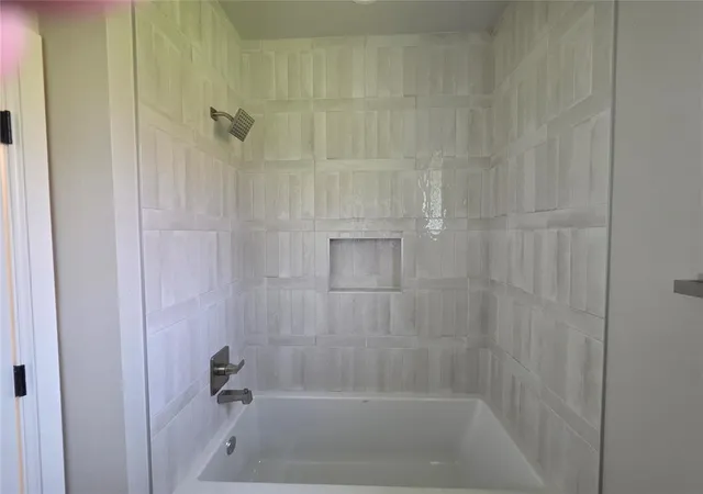 Photo 4 of Single family home for sale at 913 Reedser Way, Choctaw, OK 73020 | MLS# 1192206 | Listing updated on 2026-10-08