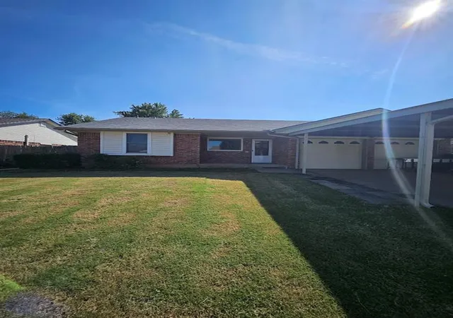 2nd image of 1728 Se 8th St, Moore, OK 73160 | MLS# 1192426
