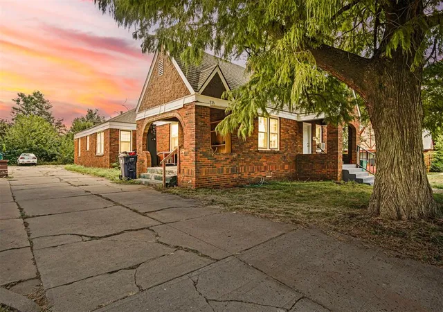 Homes for sale in Oklahoma City, OK | 926 W Hill St, Oklahoma City, OK 73118 | MLS# 1192444