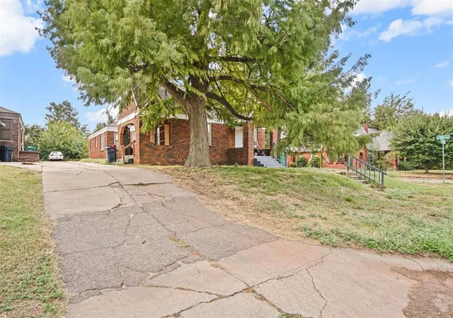 Homes for sale in Oklahoma City, OK | 926 W Hill St, Oklahoma City, OK 73118 | MLS# 1192444
