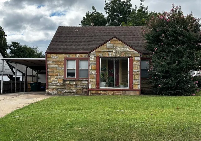 1st image of 2208 Nw 37th St, Oklahoma City, OK 73112 | MLS# 1192515