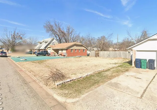 2nd image of 321 Nw 91st St, Oklahoma City, OK 73114 | MLS# 1192687