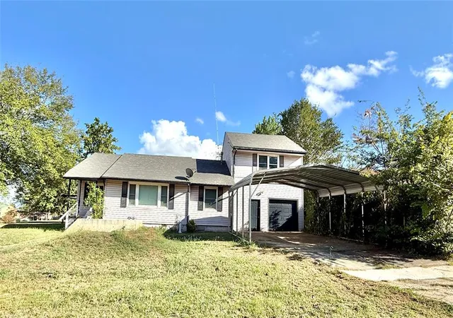 Photo 1 of Sale Pending at 608 Roosevelt St, Seminole, OK 74868 | MLS# 1192706 | Listing updated on 2026-10-05