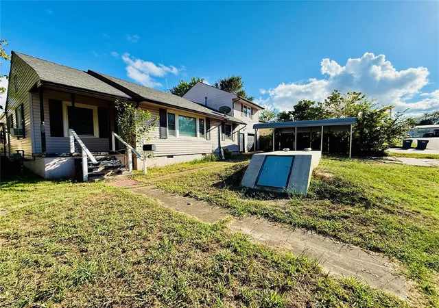 Photo 3 of Sale Pending at 608 Roosevelt St, Seminole, OK 74868 | MLS# 1192706 | Listing updated on 2026-10-05