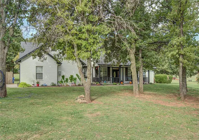Photo 2 of Single family home for sale at 2819 Seagull Way, Blanchard, OK 73010 | MLS# 1193004 | Listing updated on 2025-10-24