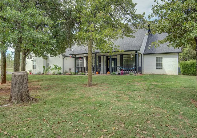 Photo 3 of Single family home for sale at 2819 Seagull Way, Blanchard, OK 73010 | MLS# 1193004 | Listing updated on 2025-10-24