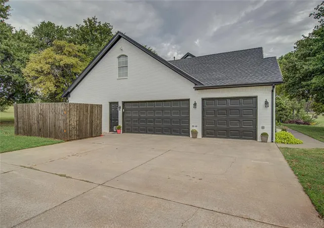 Photo 50 of Single family home for sale at 2819 Seagull Way, Blanchard, OK 73010 | MLS# 1193004 | Listing updated on 2025-10-24