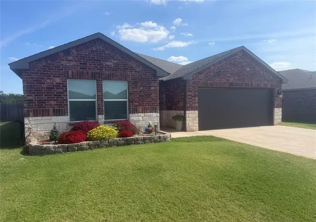 1st image of 14212 S Babbling Brook Dr, Piedmont, OK 73078 | MLS# 1193057