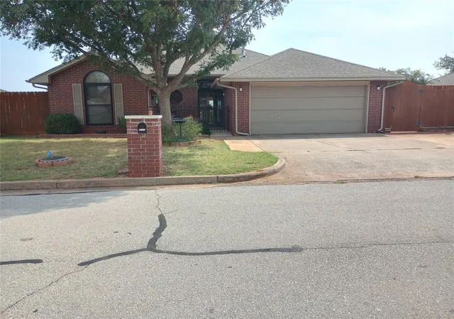 34th image of 2122 Oakridge Dr, Purcell, OK 73080 | MLS# 1193141