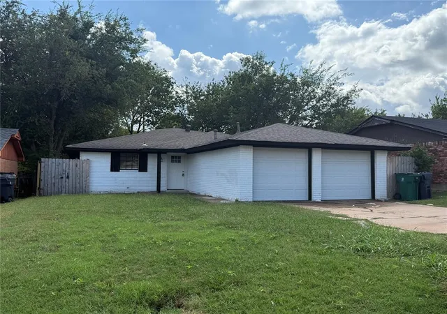 1st image of 328 Nw 88th St, Oklahoma City, OK 73114 | MLS# 1193237