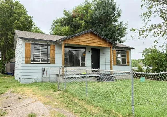 Homes for sale in Oklahoma City, OK | 219 Se 21st St, Oklahoma City, OK 73129 | MLS# 1193314