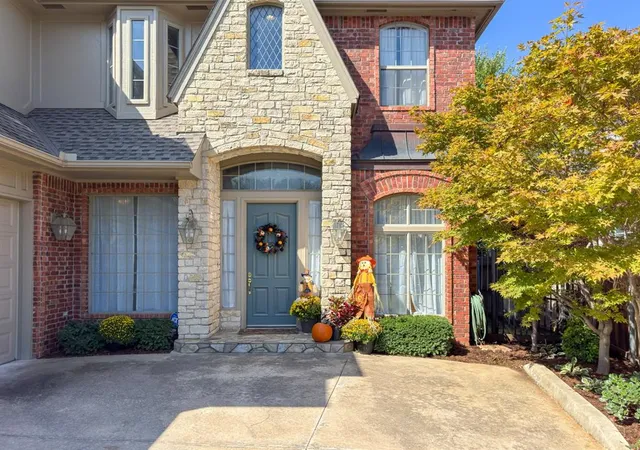 3rd image of 220 Olde Brook Ct, Norman, OK 73072 | MLS# 1193425