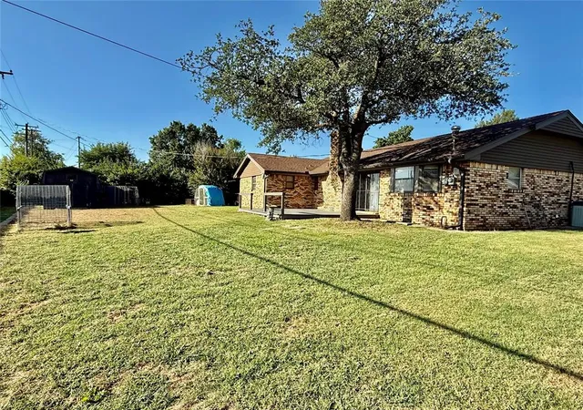 3rd image of 6428 N Harvard Ave, Oklahoma City, OK 73132 | MLS# 1193457