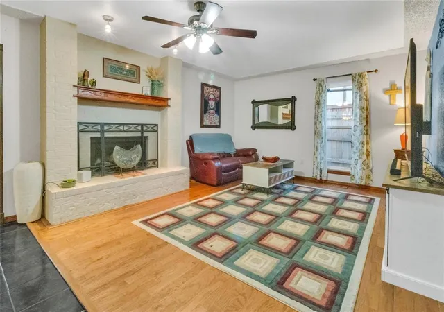 4th image of 3817 Windswest Ct, Oklahoma City, OK 73179 | MLS# 1193480