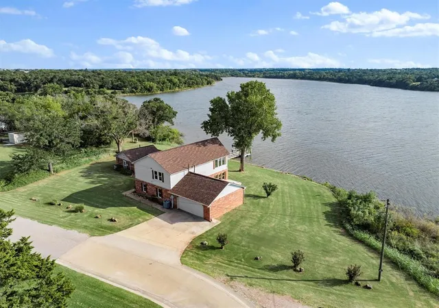 4th image of 809 Lakewood Dr, Guthrie, OK 73044 | MLS# 1193514