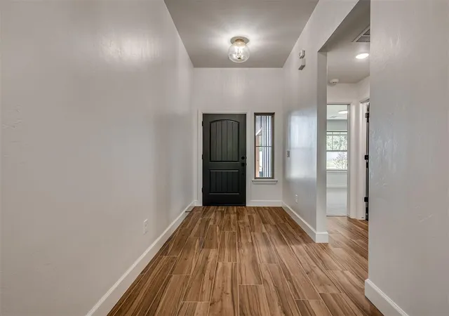image of 807 Azalea Farms Rd, Noble, OK 73068 | MLS# 1193609