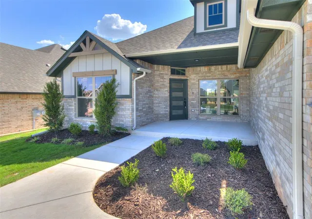 Photo 1 of Single family home for sale at 9220 Sw 43rd St, Oklahoma City, OK 73179 | MLS# 1193884 | Listing updated on 2026-09-17