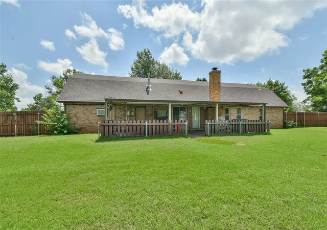 38th image of 609 N Centennial Way, Mustang, OK 73064 | MLS# 1193929