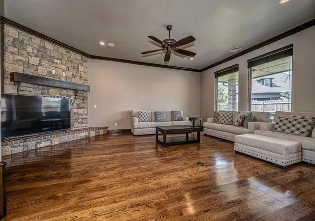 Photo 4 of Single Family Residence at 3205 Sycamore Dr, Moore, OK 73160 | MLS# 1194356 | | Sold on 2025-12-19