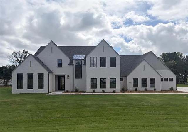1st image of 1046 Lucas Way, Newcastle, OK 73065 | MLS# 1194469