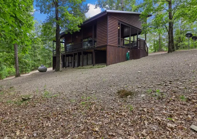 Photo 2 of Single family home for sale at 31 Wild Turkey Trl, Broken Bow, OK 74728 | MLS# 1194608 | Listing updated on 2026-09-29
