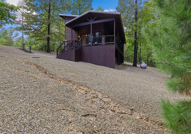 Photo 3 of Single family home for sale at 31 Wild Turkey Trl, Broken Bow, OK 74728 | MLS# 1194608 | Listing updated on 2026-09-29