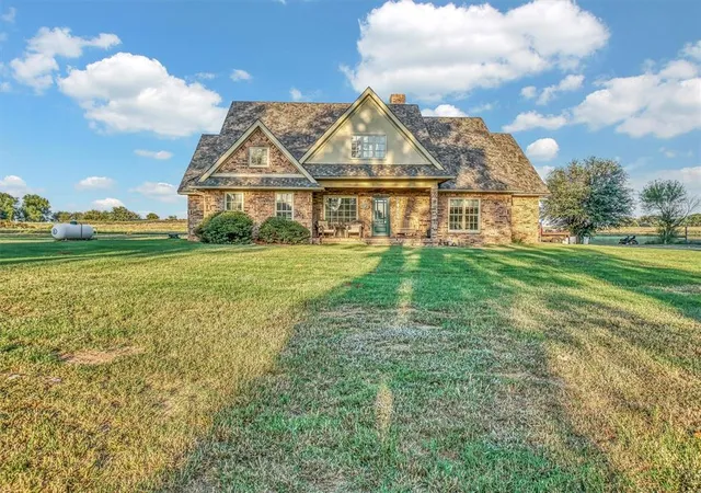 Homes for sale in Mangum, OK | 34706 E County Rd 1480, Mangum, OK 73554 | MLS# 1194639