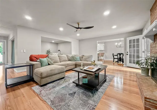 2nd image of 314 N Lakeside Ter, Mustang, OK 73064 | MLS# 1194645