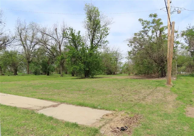 Photo 3 of Land for sale at 617 Sw 6th Street, Oklahoma City, OK 73109 | MLS# 1194899 | Listing updated on 2026-09-03