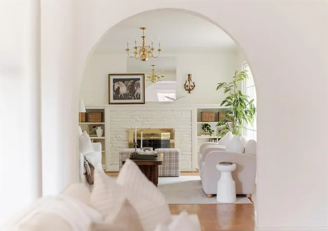 Photo 1 of Single family home for sale at 1908 Dorchester Dr, Nichols Hills, OK 73120 | MLS# 1194921 | Listing updated on 2026-02-24