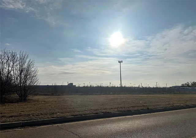 4th image of 0000 S Fretz Ave, Edmond, OK 73013 | MLS# 1195116