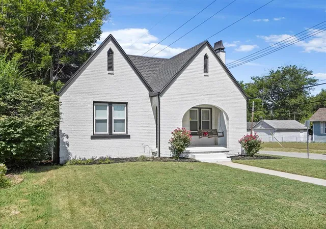 4th image of 1204 S Columbia St, Tulsa, OK 74104 | MLS# 1195222