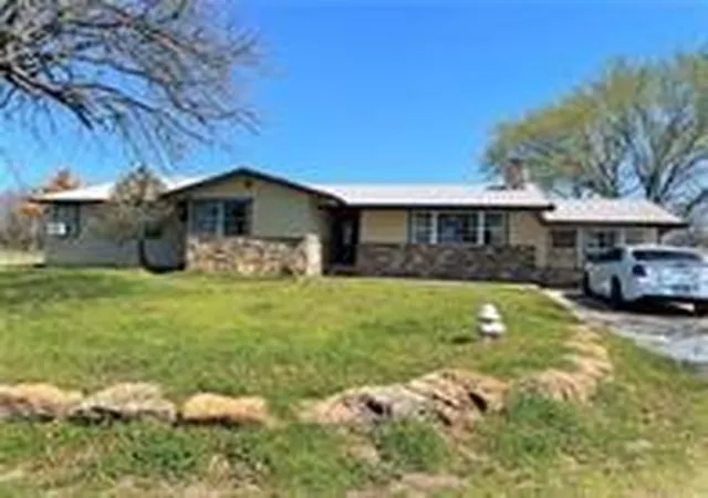 2nd image of 36075 9 E Hwy, Seminole, OK 74868 | MLS# 1195234