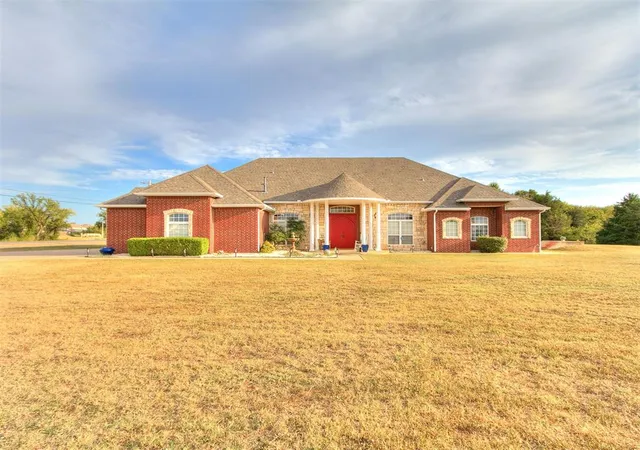 1st image of 1416 S Us Hwy 77, Noble, OK 73068 | MLS# 1195284