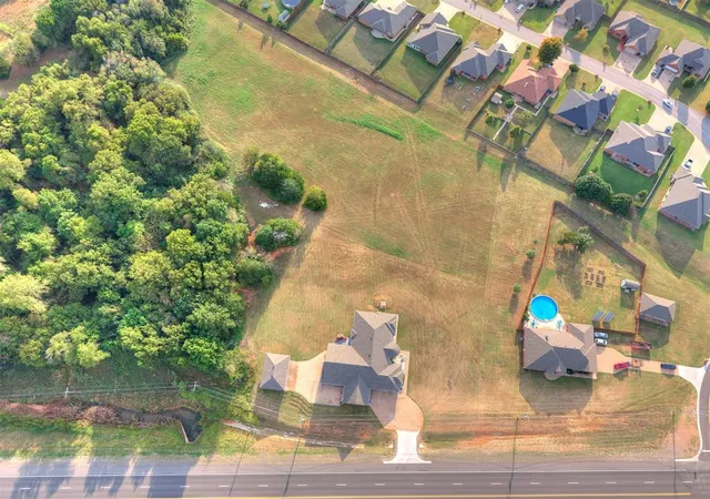 2nd image of 1416 S Us Hwy 77, Noble, OK 73068 | MLS# 1195284