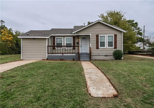Homes for sale in Oklahoma City, OK | 1733 E Park Pl, Oklahoma City, OK 73117 | MLS# 1195411