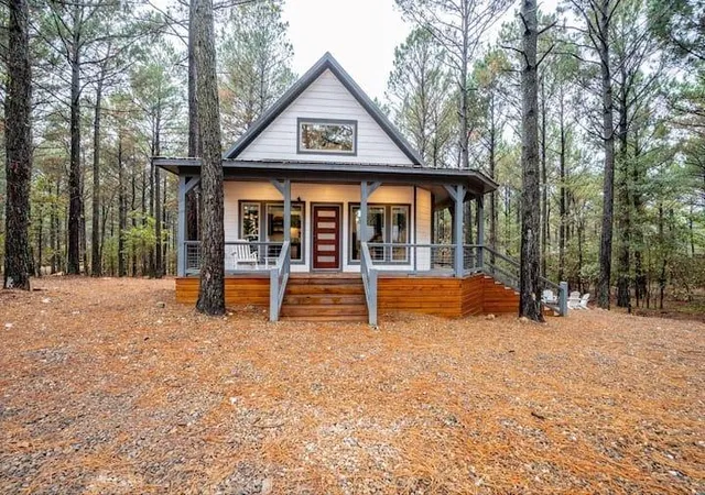 Photo 2 of Single family home for sale at 269 Scrub Oak Trl, Broken Bow, OK 74728 | MLS# 1195472 | Listing updated on 2025-10-16