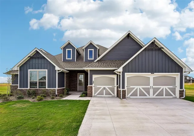 Photo 2 of Single family home for sale at 12361 Alfalfa Ln, Cashion, OK 73044 | MLS# 1195539 | Listing updated on 2026-08-31