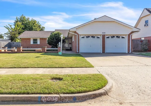 1st image of 608 W Silver Meadow Dr, Oklahoma City, OK 73110 | MLS# 1195651