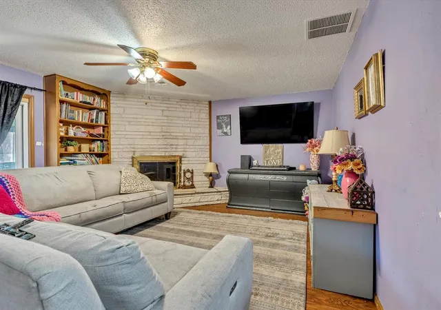 2nd image of 608 W Silver Meadow Dr, Oklahoma City, OK 73110 | MLS# 1195651