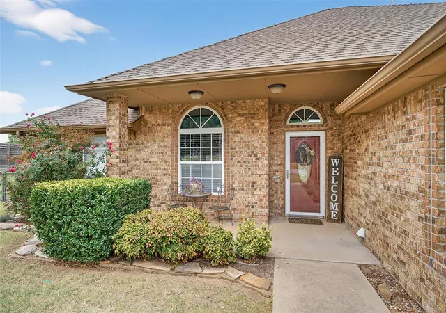 3rd image of 3567 Estate Dr, Norman, OK 73072 | MLS# 1195677