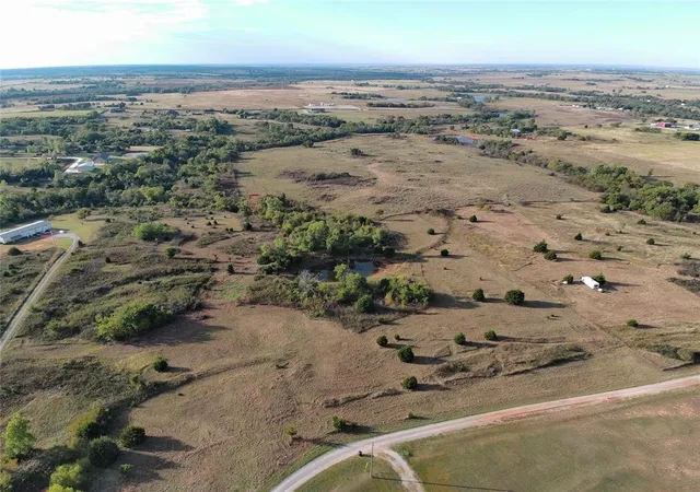 4th image of 1643 County Road 1245, Tuttle, OK 73089 | MLS# 1195691
