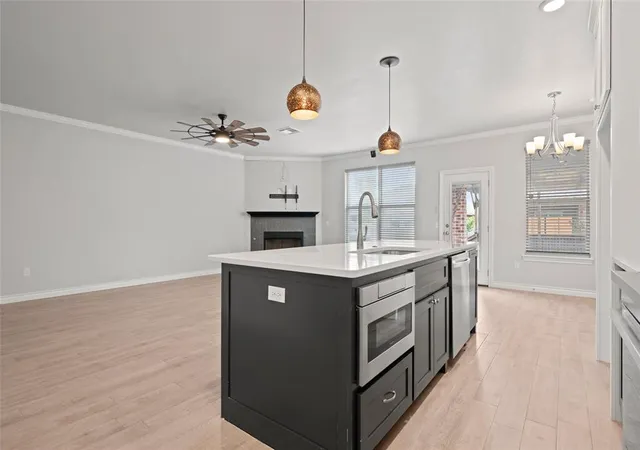 Photo 4 of Single Family Residence at 8008 Nw 161St Ter, Edmond, OK 73013 | MLS# 1195979 | | Sold on 2026-01-09