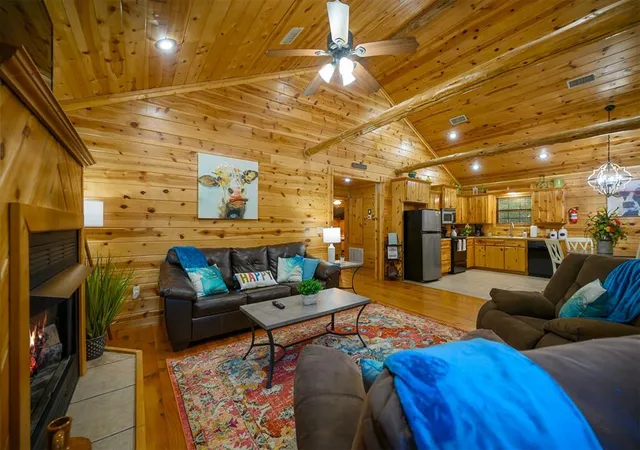 5th image of 141 Lost Oaks Trl, Broken Bow, OK 74728 | MLS# 1196097