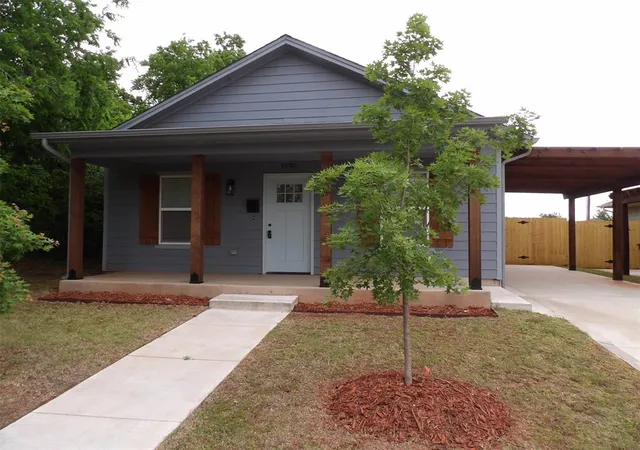 Homes for sale in Oklahoma City, OK | 1737 Ne 11th St, Oklahoma City, OK 73117 | MLS# 1196139