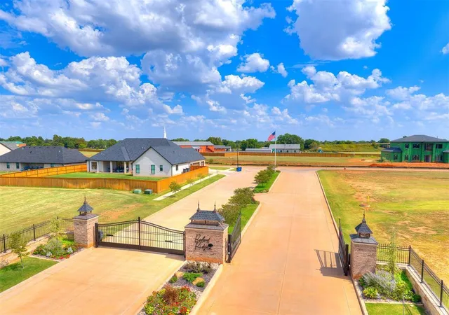 Photo 4 of Land for sale at 3518 Redbud Dr, Chickasha, OK 73018 | MLS# 1196144 | Listing updated on 2025-10-15