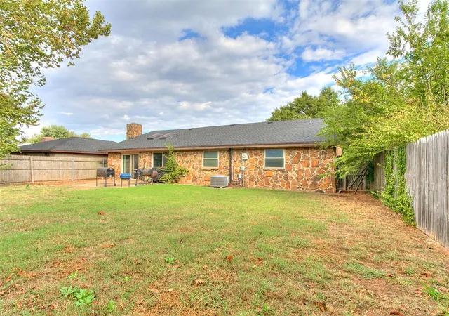 Photo 47 of Single family home for sale at 808 Nw 118th St, Oklahoma City, OK 73114 | MLS# 1196223 | Listing updated on 2025-10-16