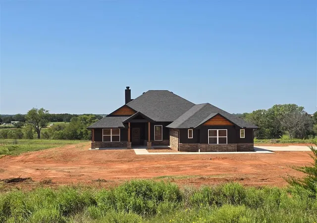 Photo 1 of Single family home for sale at 1426 Cs 2977, Blanchard, OK 73010 | MLS# 1196242 | Listing updated on 2026-10-07