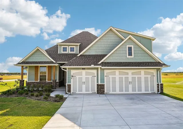 Photo 2 of Single family home for sale at 12301 Alfalfa Ln, Cashion, OK 73044 | MLS# 1196281 | Listing updated on 2026-08-31