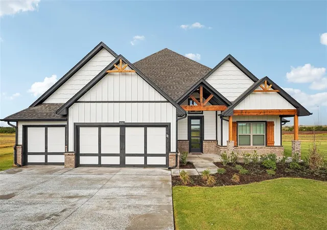 Photo 2 of Single family home for sale at 8241 Coneflower St, Cashion, OK 73044 | MLS# 1196293 | Listing updated on 2026-08-26